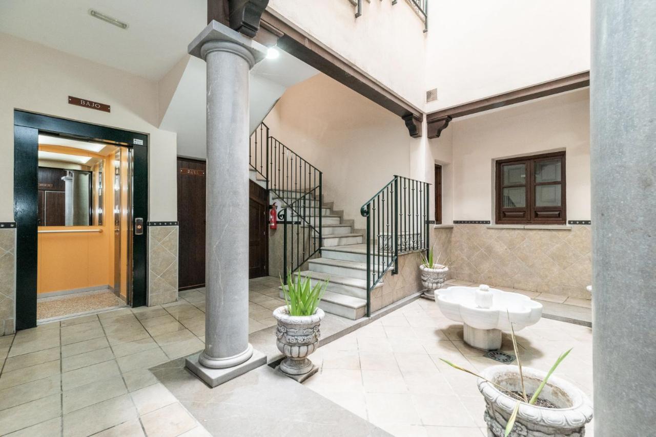 Moderno Apartamento Centro De Granada 2 Экстерьер фото